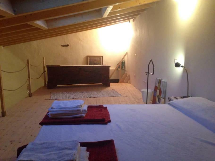 Casa Del Nespolo Bed and Breakfast Pilzone Exteriör bild